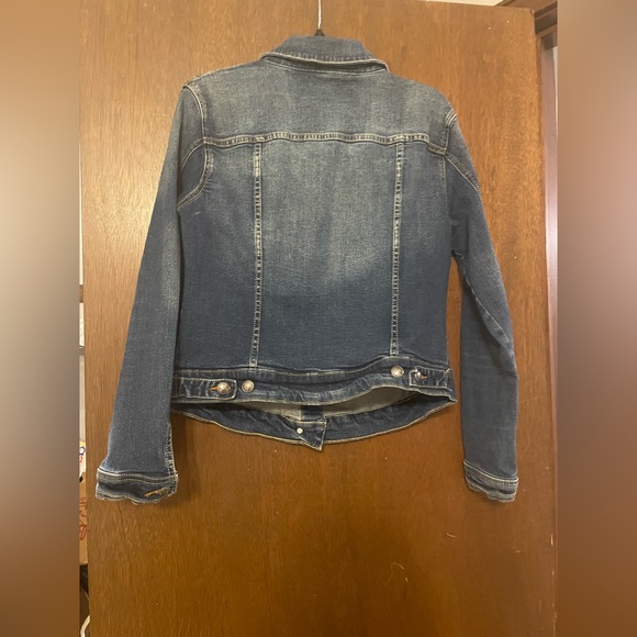 Torrid Classic Medium Wash Denim Jean Trucker Jacket Plus Size 0 Stretch - Picture 10 of 11